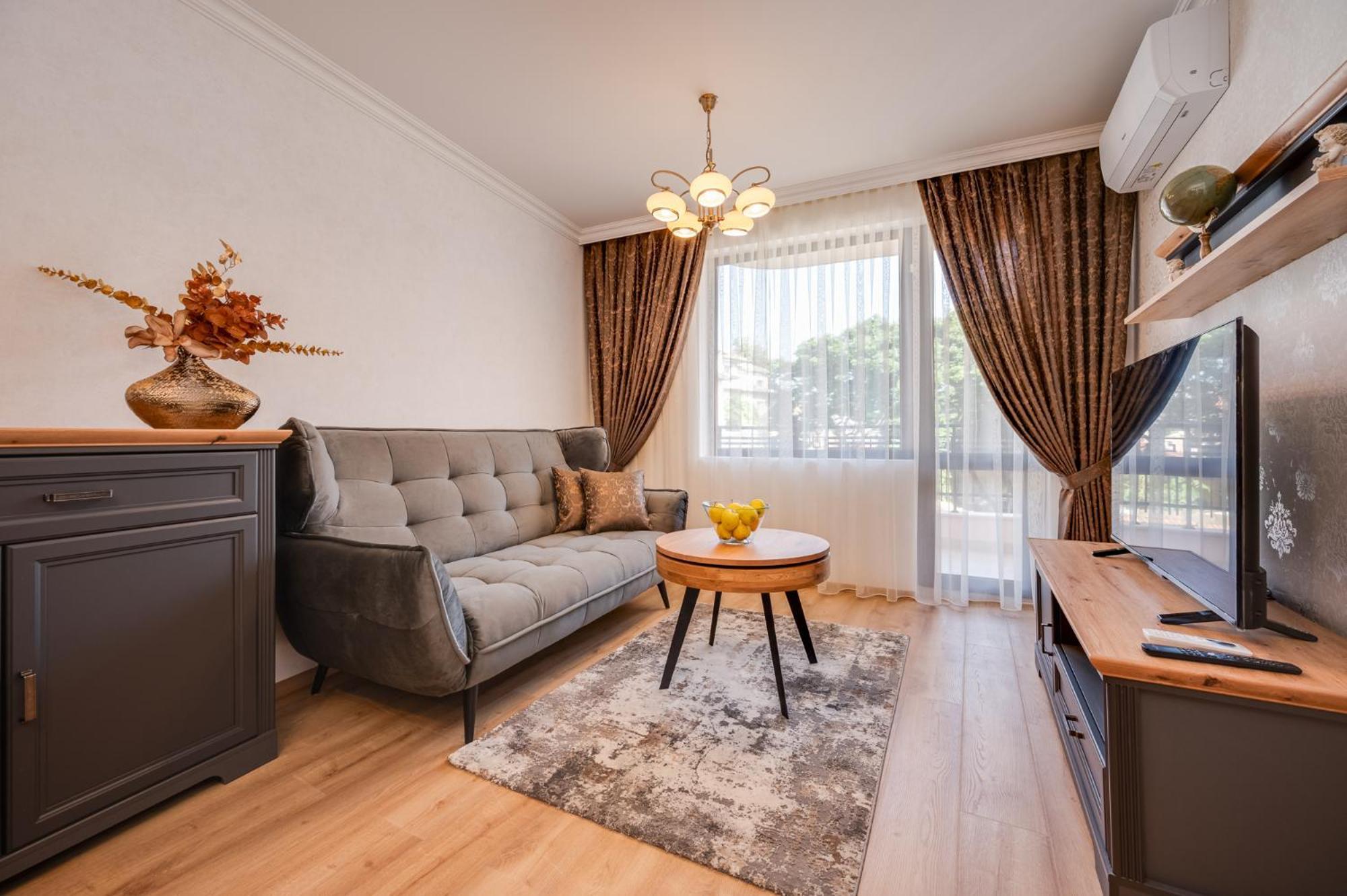 Prestige Central Apartments Varna ภายนอก รูปภาพ