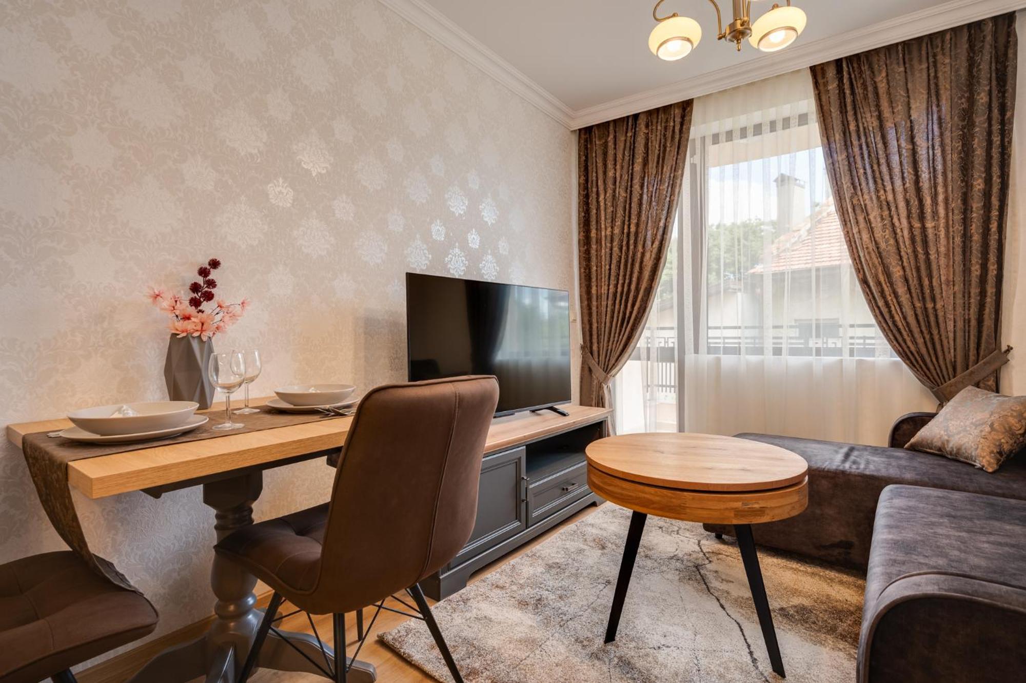 Prestige Central Apartments Varna ภายนอก รูปภาพ
