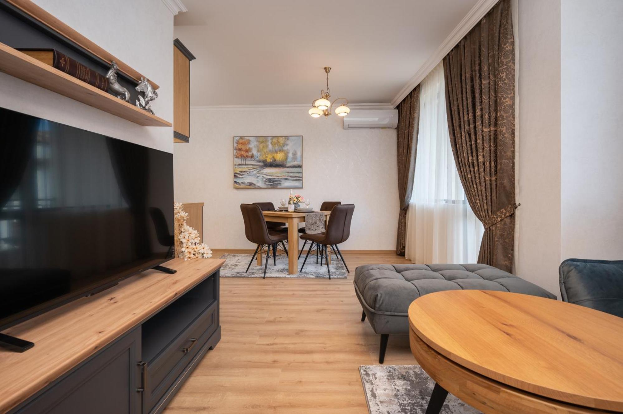 Prestige Central Apartments Varna ภายนอก รูปภาพ